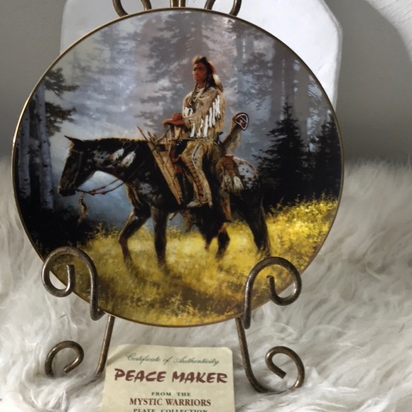NEW 1992 The Hamilton Collection Mystic Warrior Peace Maker plate numbered mint - Picture 6 of 7